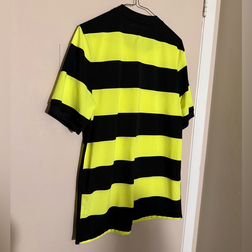 Nike Black and Neon Celtic - Picture 2 of 2